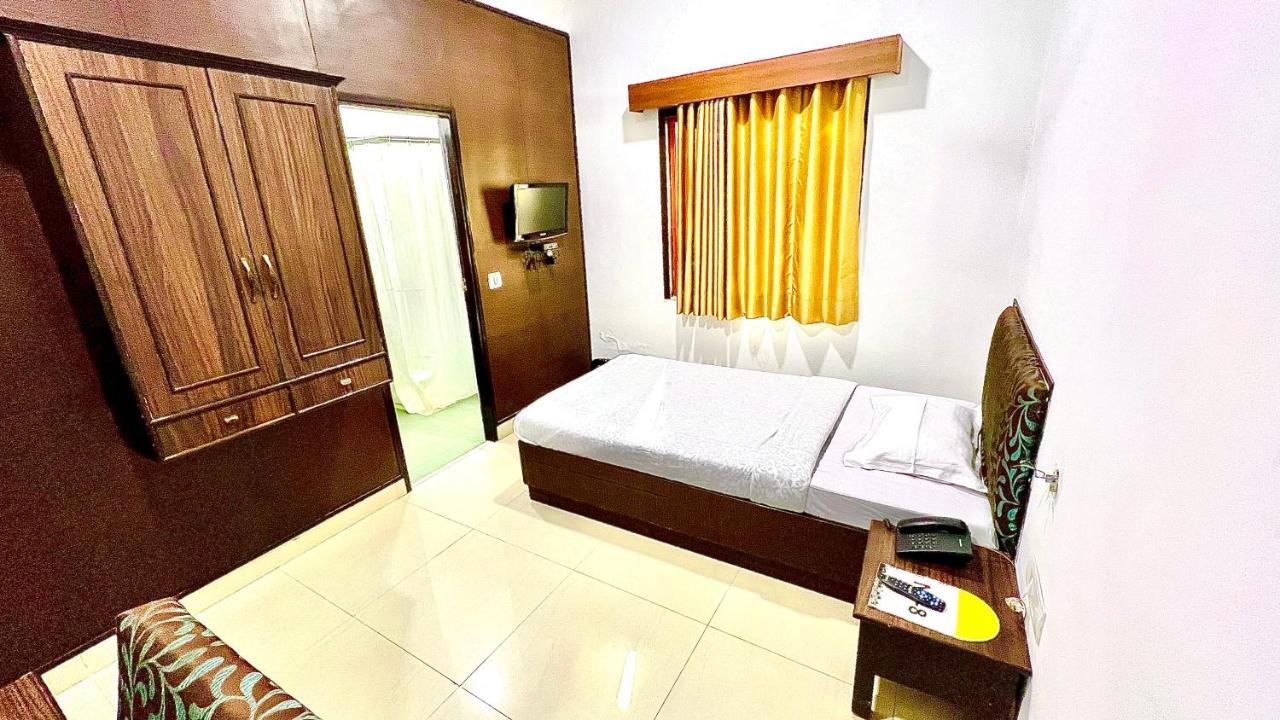 Bhiwadi R C Palace Hotel المظهر الخارجي الصورة